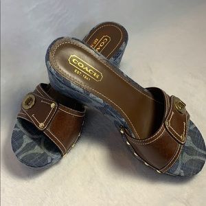 Coach wedge slides
